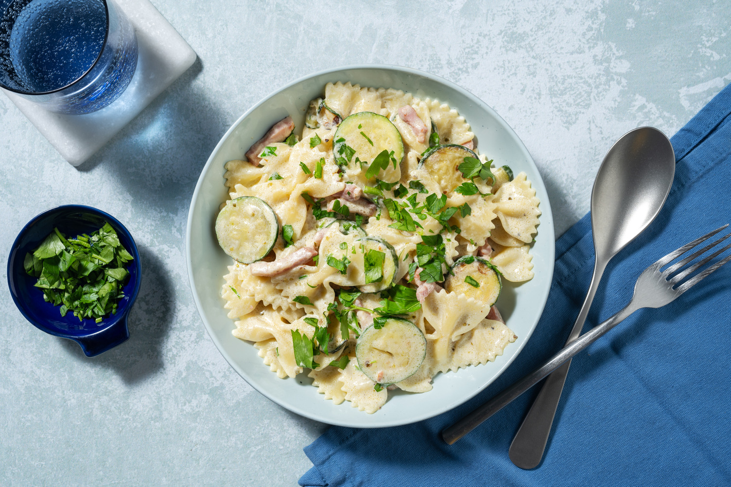 Farfalle Aux Lardons Courgette Recette Hellofresh