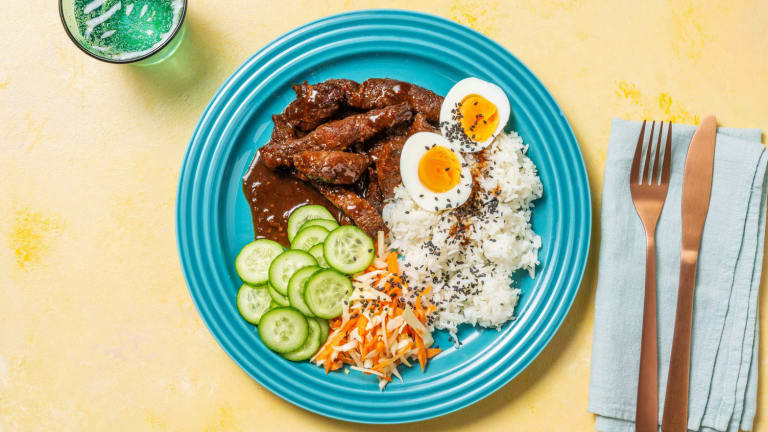 Bulgogi biefstukreepjes met rijst en zoetzure groenten