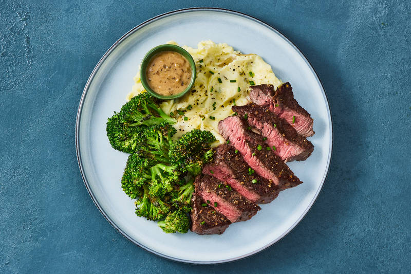 Steaks and Country-Style Cream Gravy