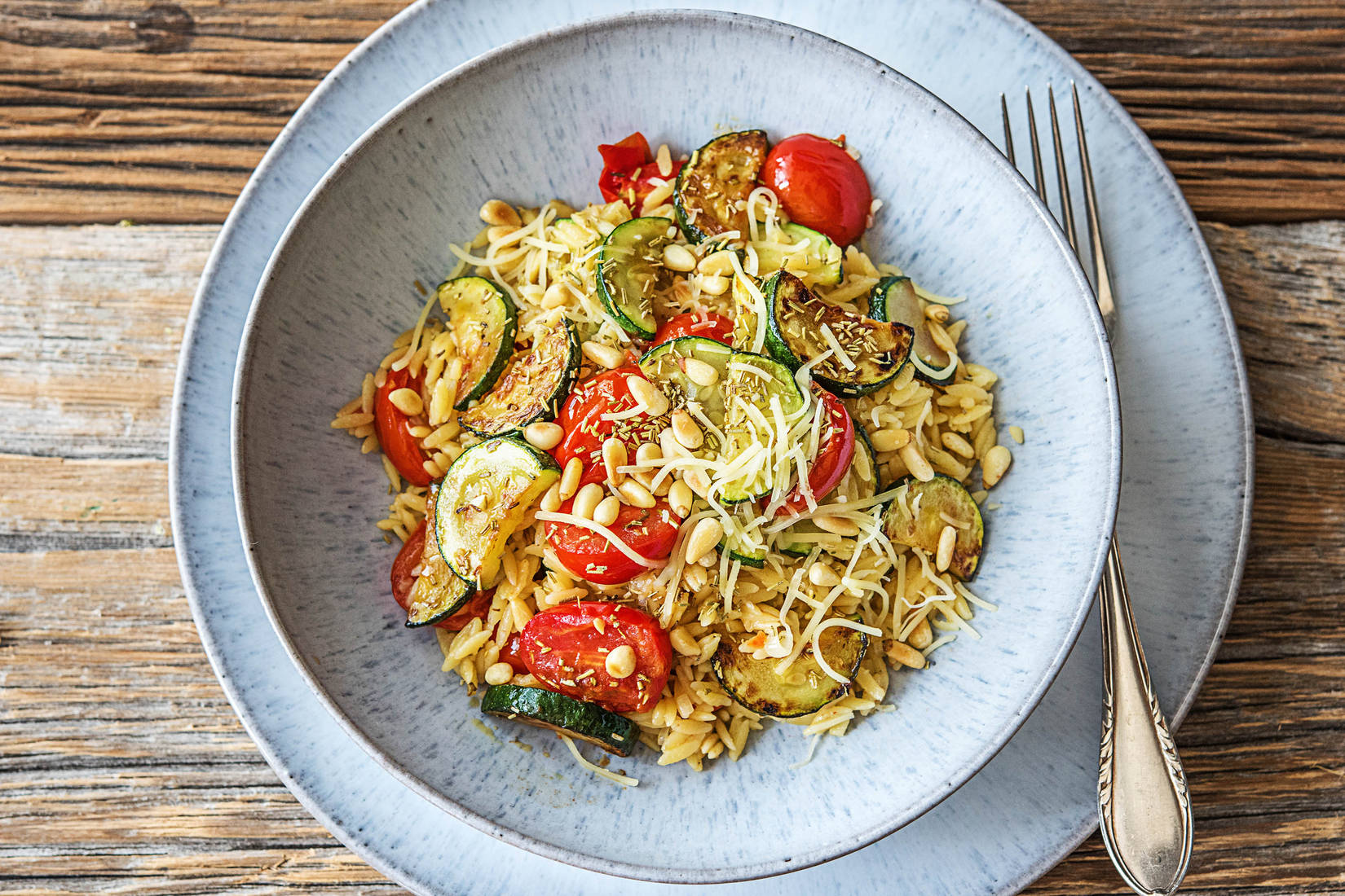 Orzo, tomates Roma et gruyère