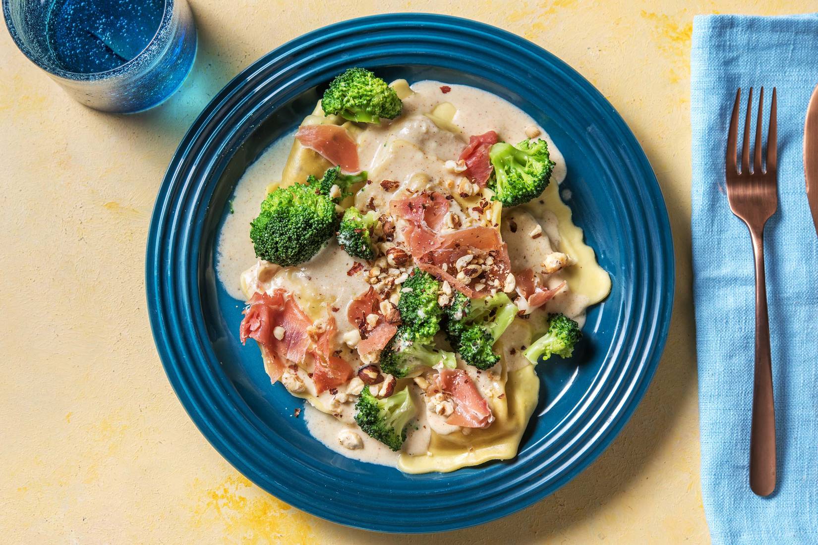 Maxi-Ravioli mit Steinpilzfüllung