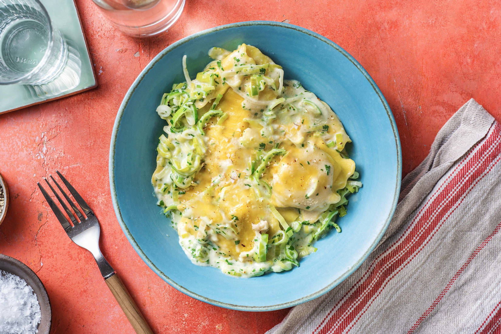 Maxi-Ravioli mit Steinpilzfüllung