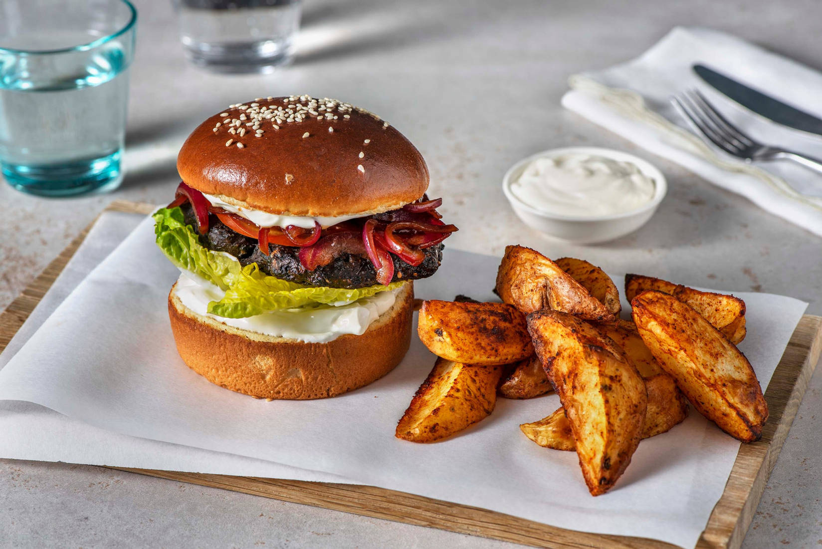 Burger mit selbst gemachtem Champignon-Patty