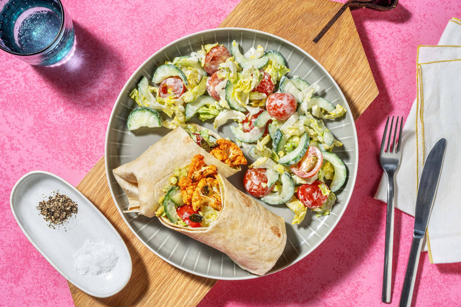 Wrap mit spicy Blumenkohl-Bites & Guacamole