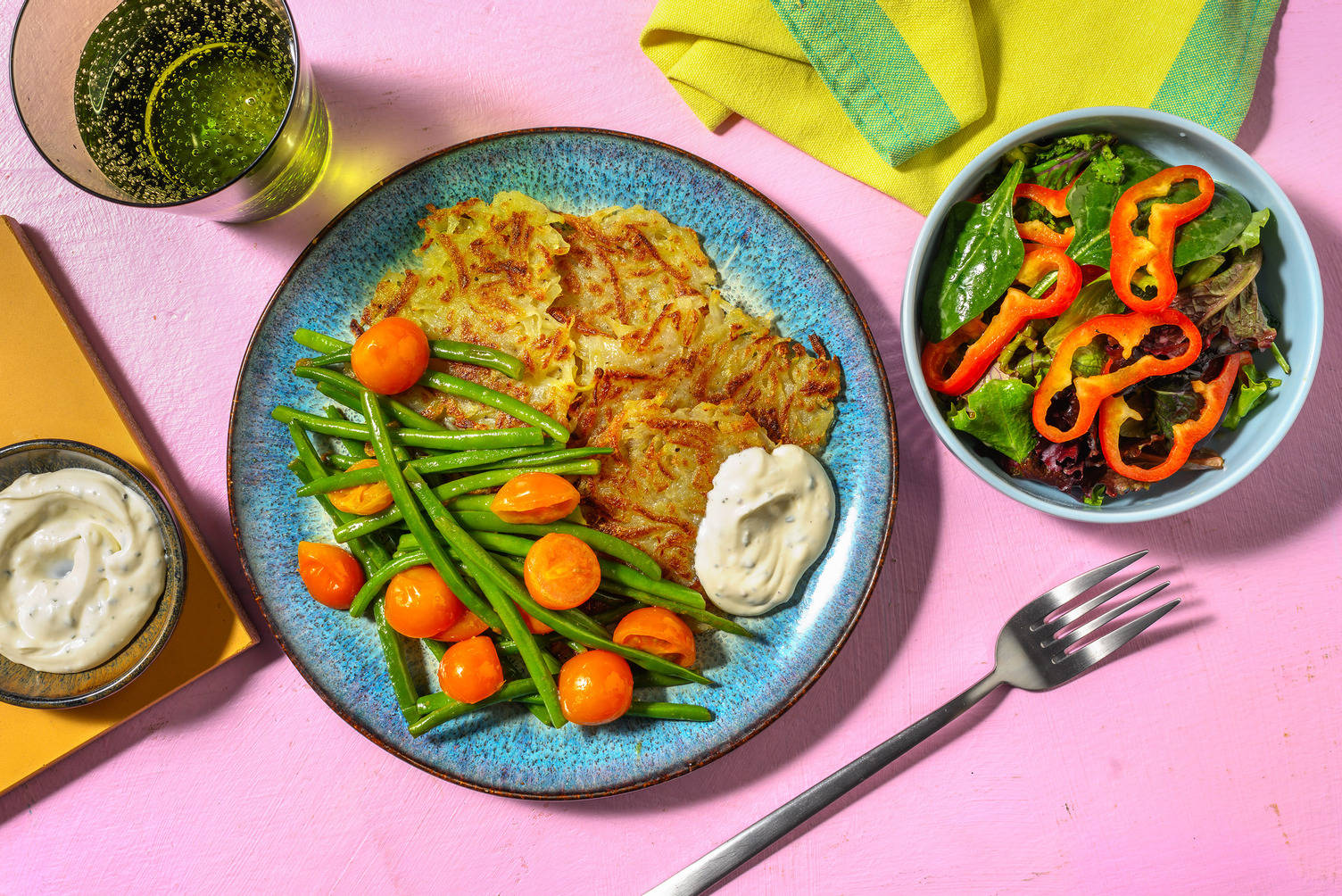 Kartoffelrösti mit Buschbohnen und Kirschtomaten