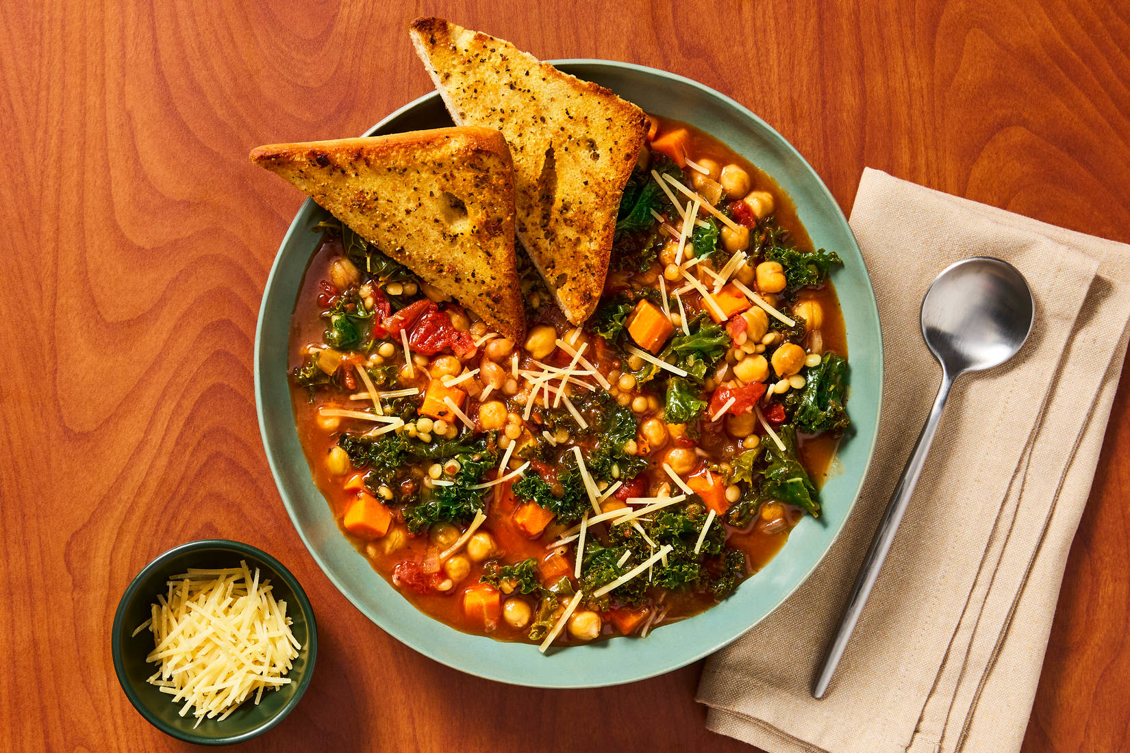 One-Pot Turkey & Kale Soup