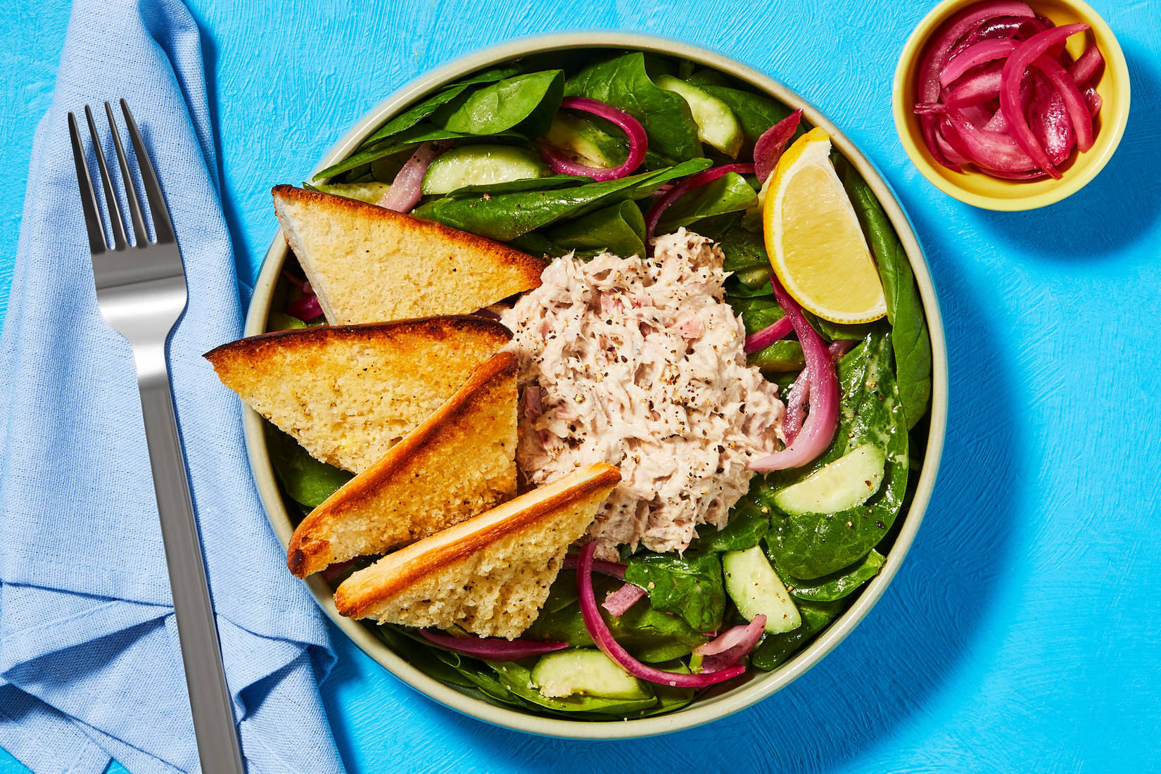 Creamy Tuna and Spinach Salad