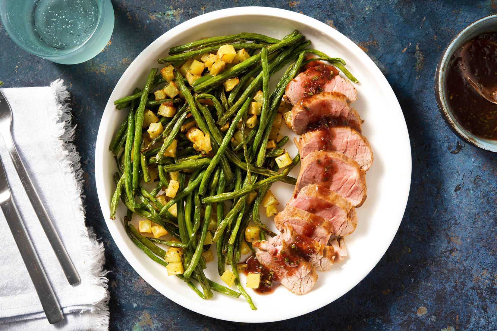 Carré de porc sauce fraise-balsamique