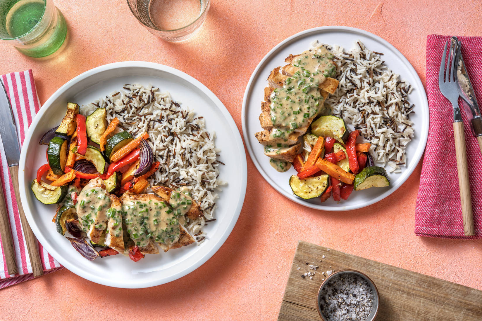 Kycklingfilé med krämig pepparsås