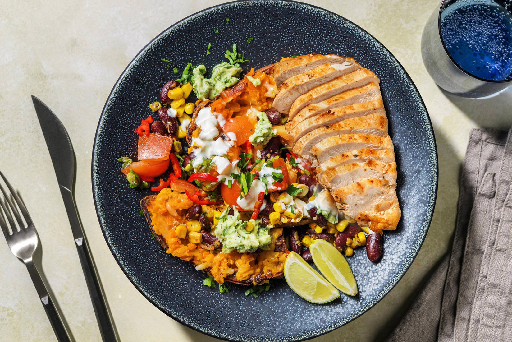 Mexikanische Süßkartoffel mit extra Hähnchenbrust