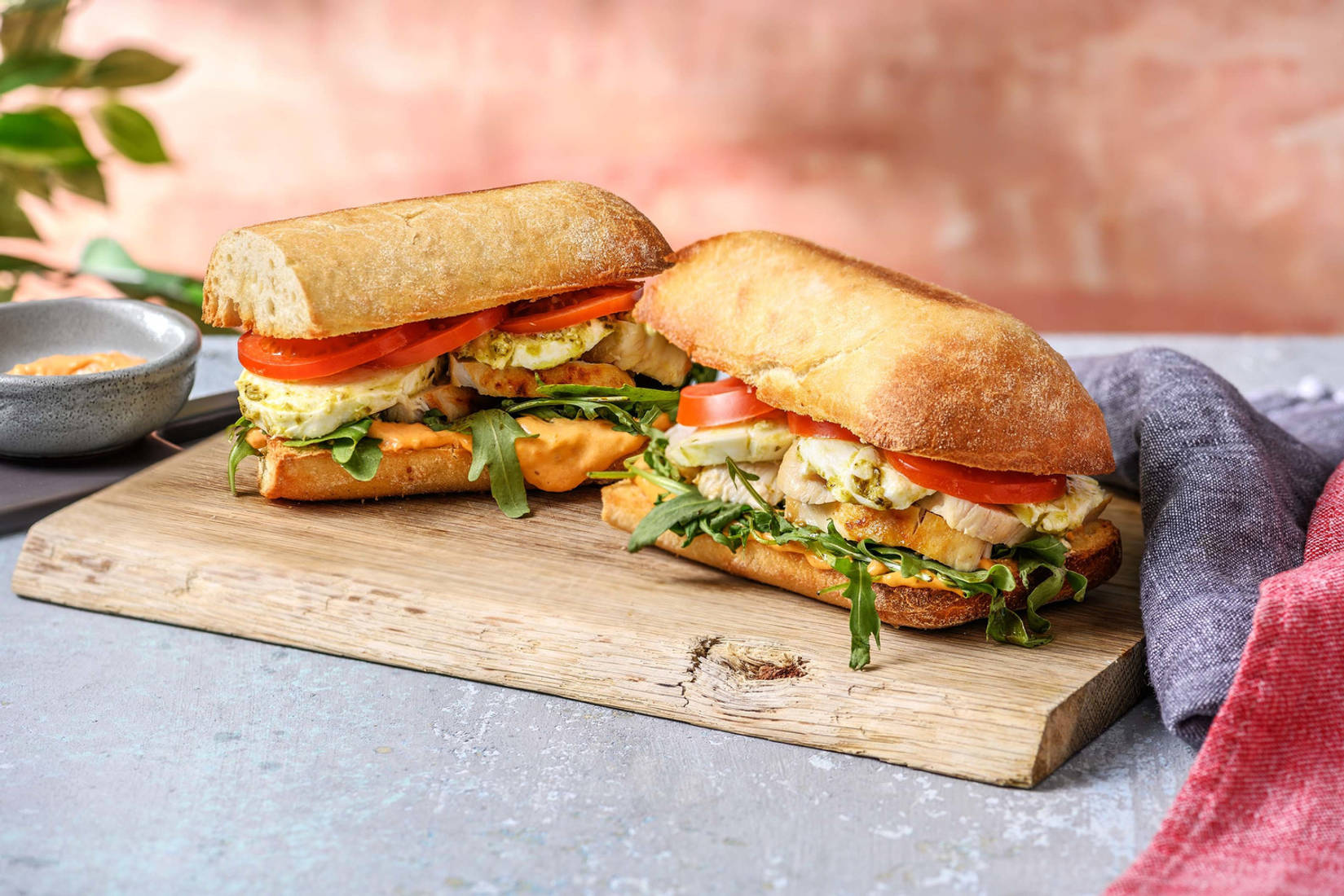 Ciabatta-Sandwich nach Art Caprese