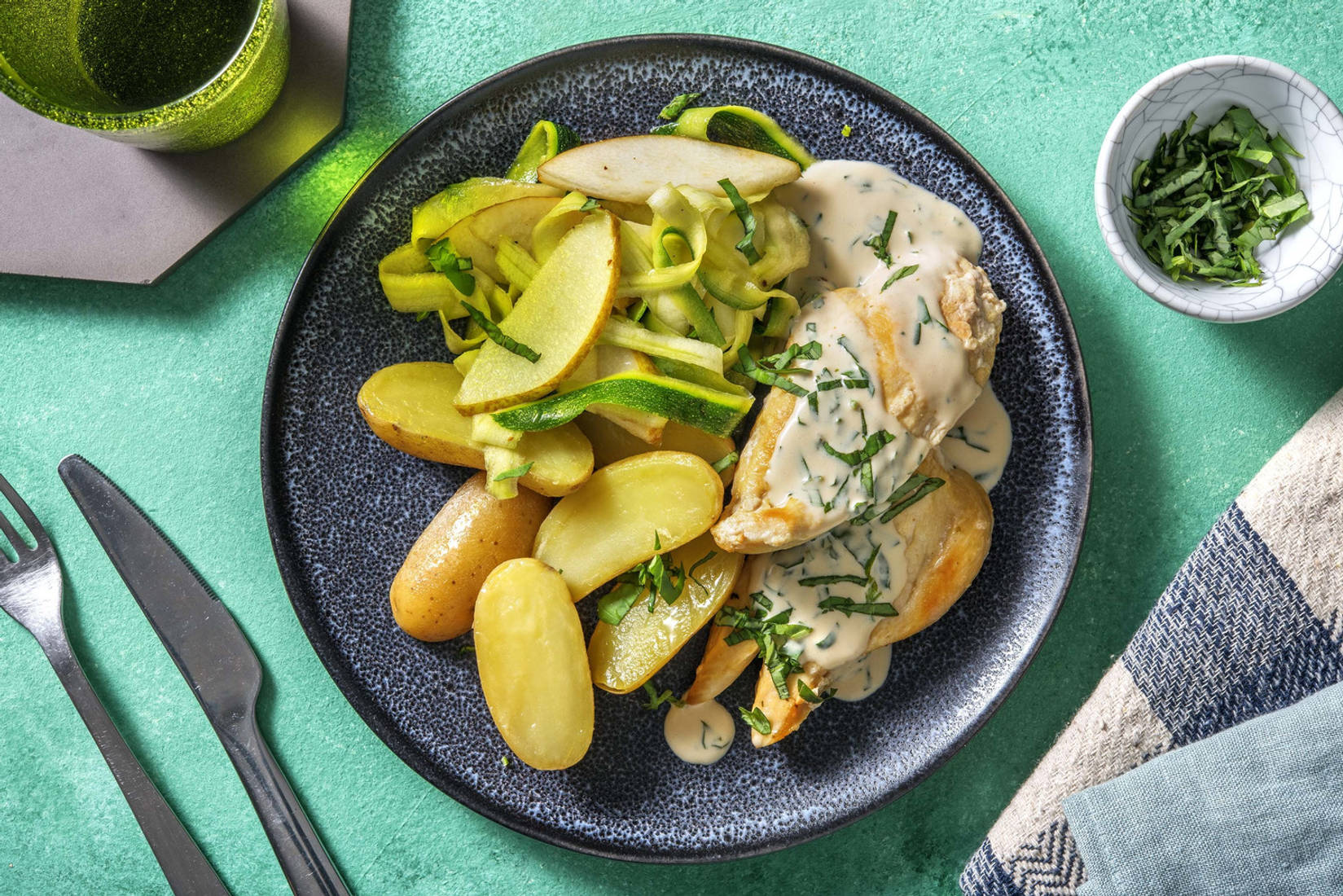 Krämig basilikakyckling