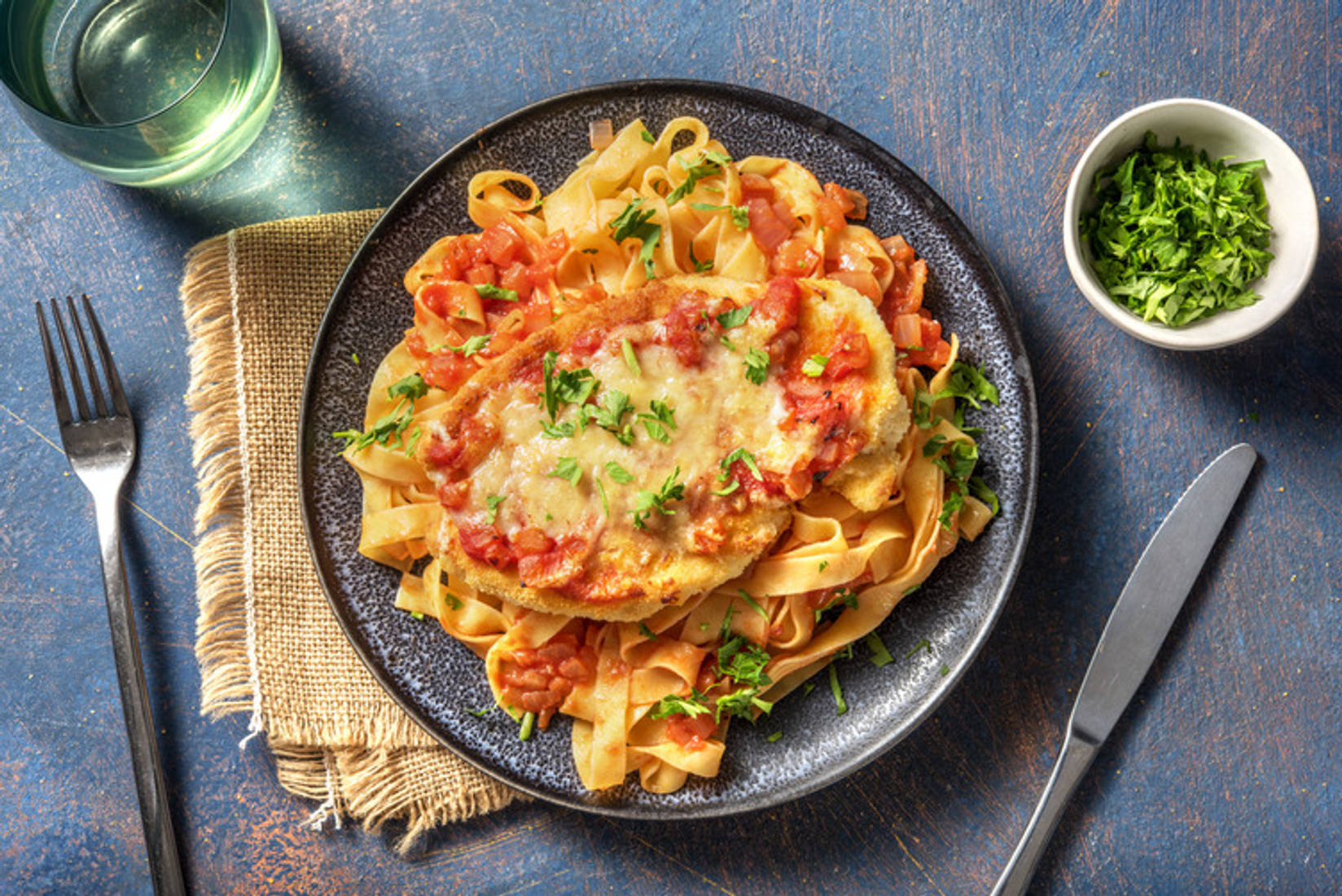 Überbackene Hähnchenbrust Parmigiana