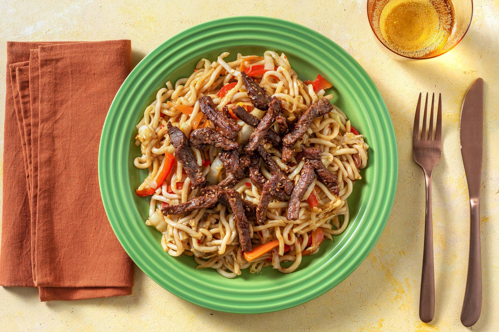 Émincés de rumsteak et nouilles au blé complet