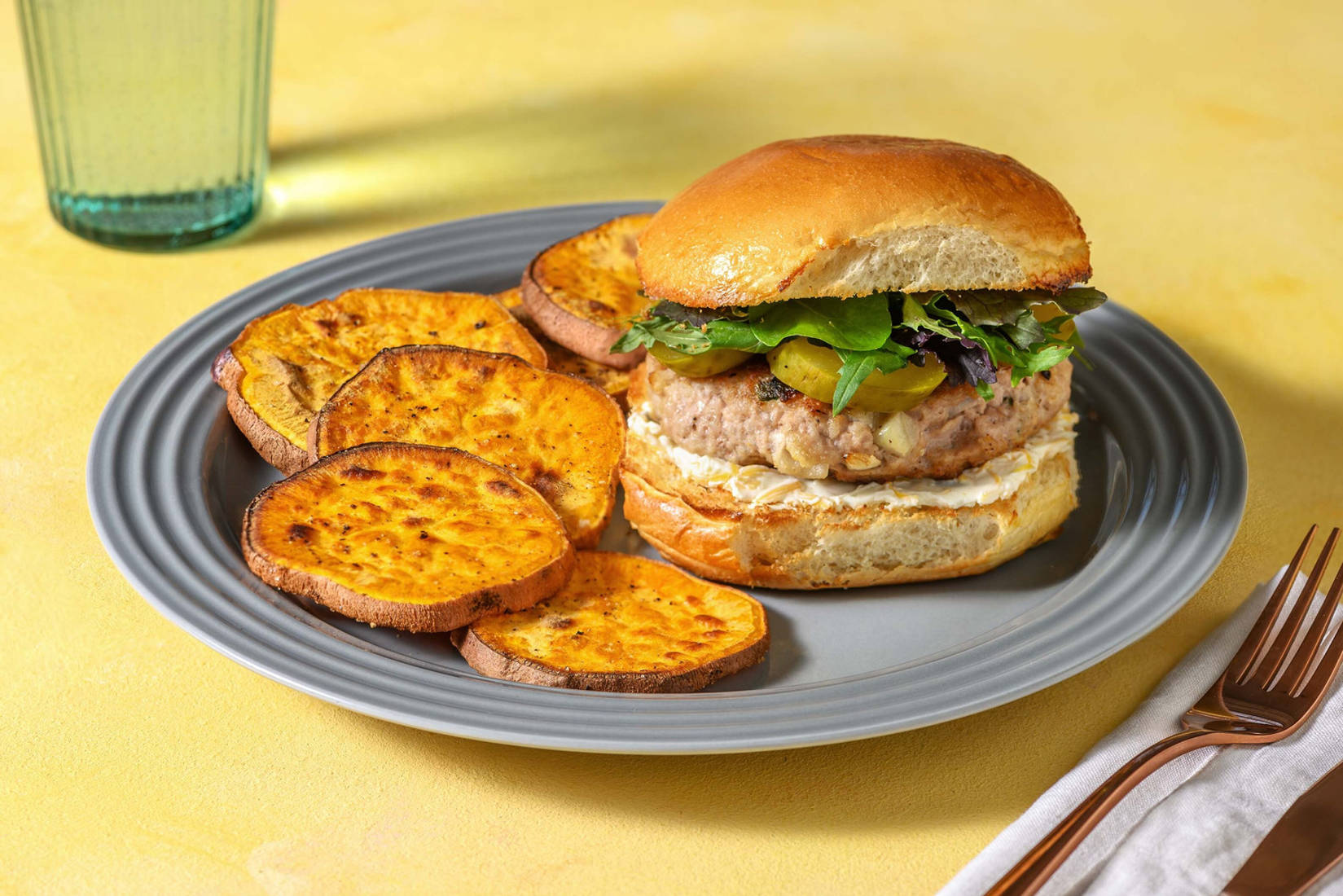 Jalapeño Popper Beyond Meat®  Burgers