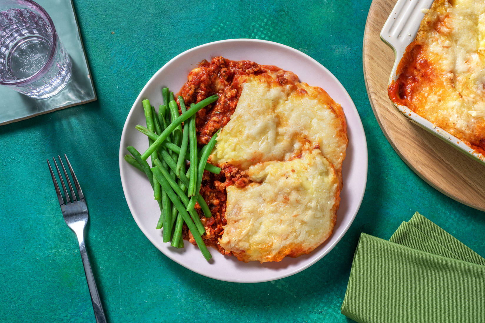 Cheesy Mash Topped Rich Beef Pie