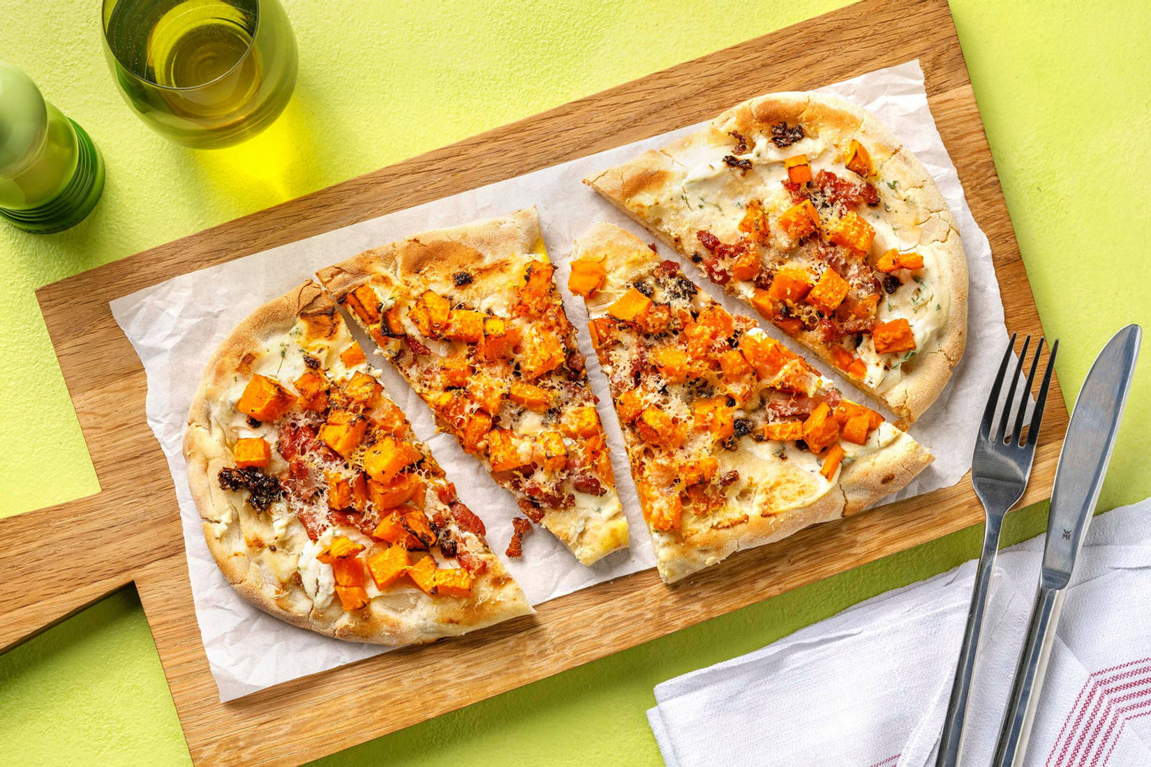Naan goloso con zucca, scalogno caramellato, pancetta croccante