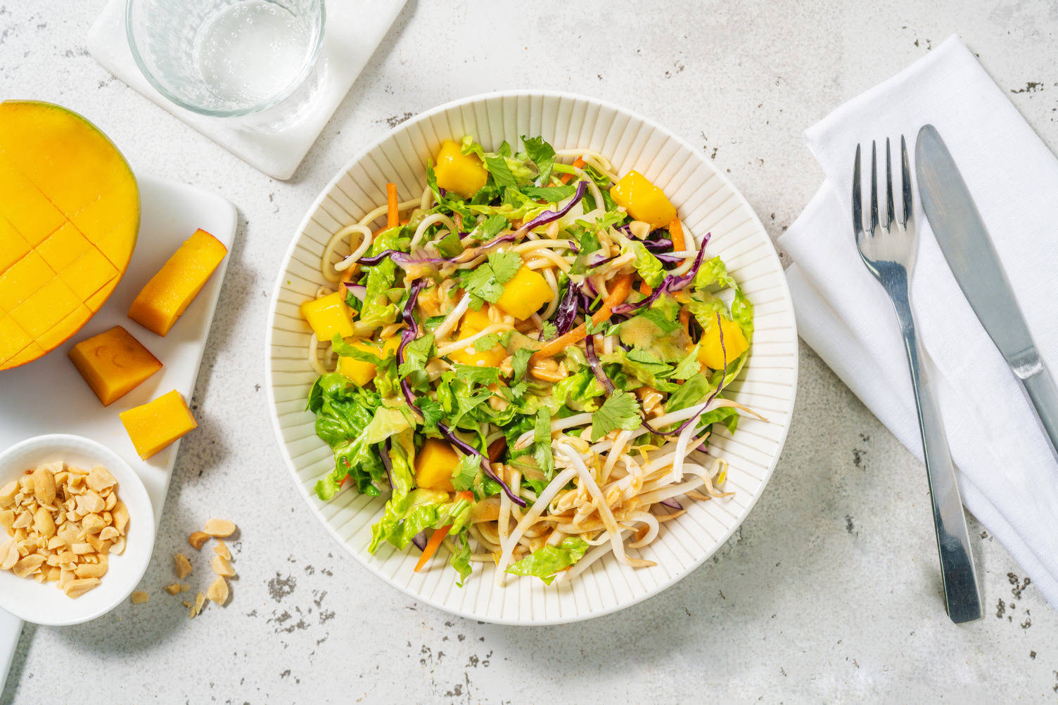 Salade de nouilles thaï à la mangue