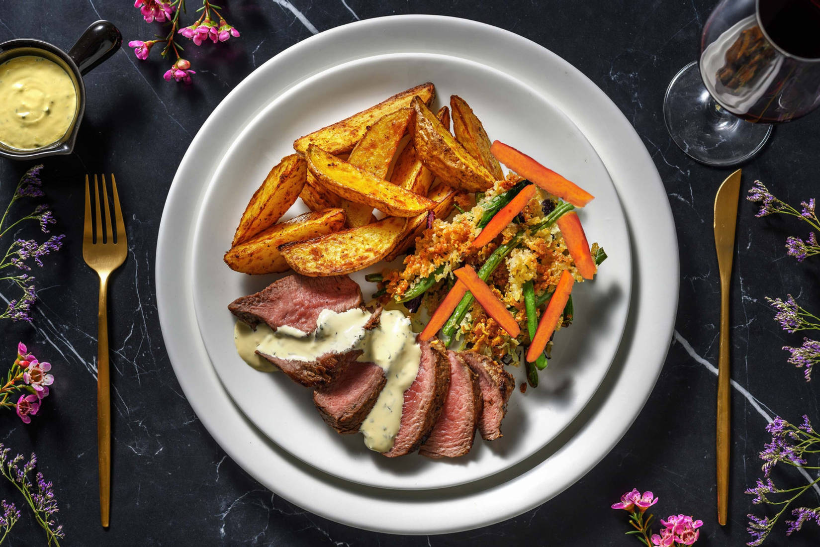 Stegt steak og bearnaisesauce