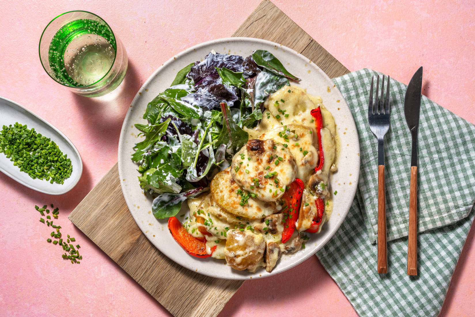 Kartoffel-Gratin mit Zucchetti und Champignons