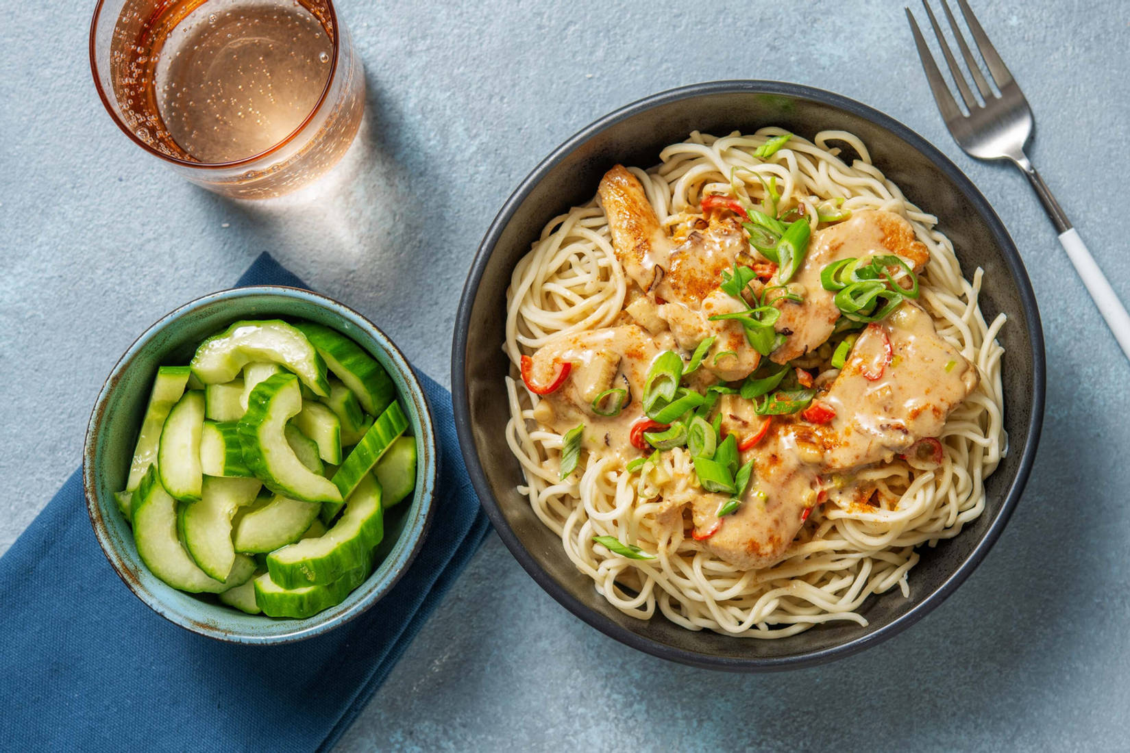 Poulet épicé au lait de coco façon bicol