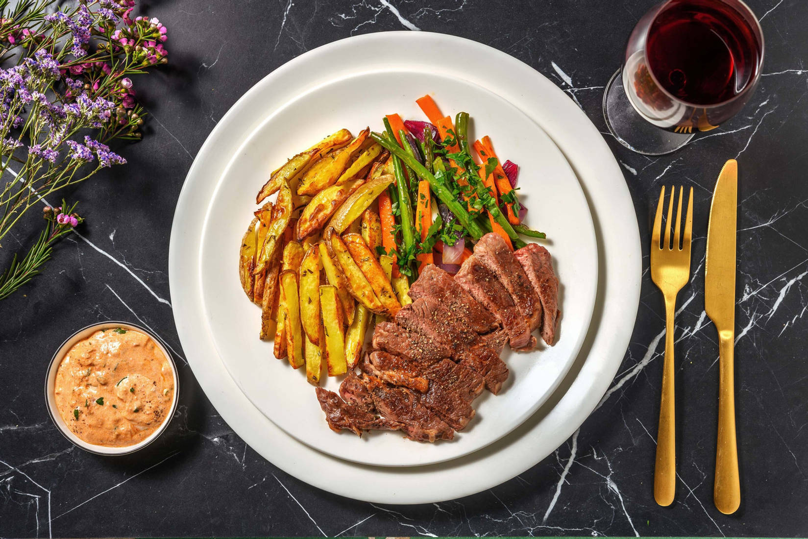 Pandestegt steak og calabresedip