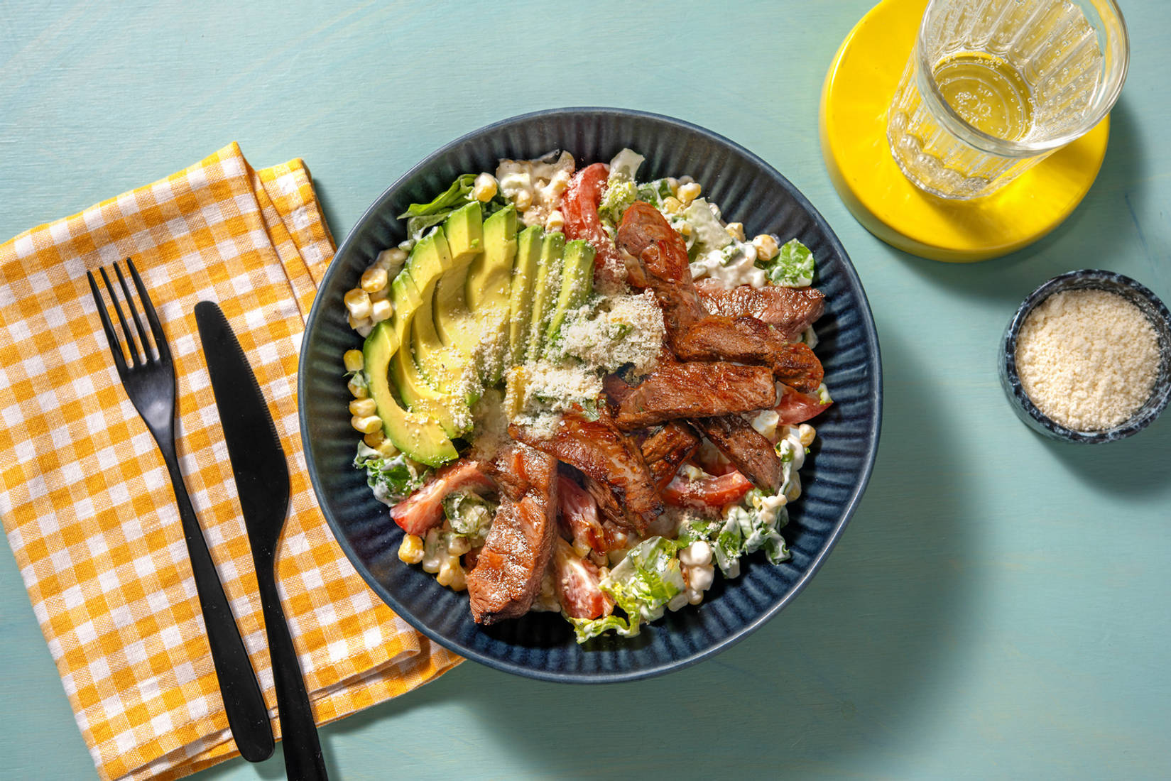 American Bowl mit Bio Beef Steak & Avocado