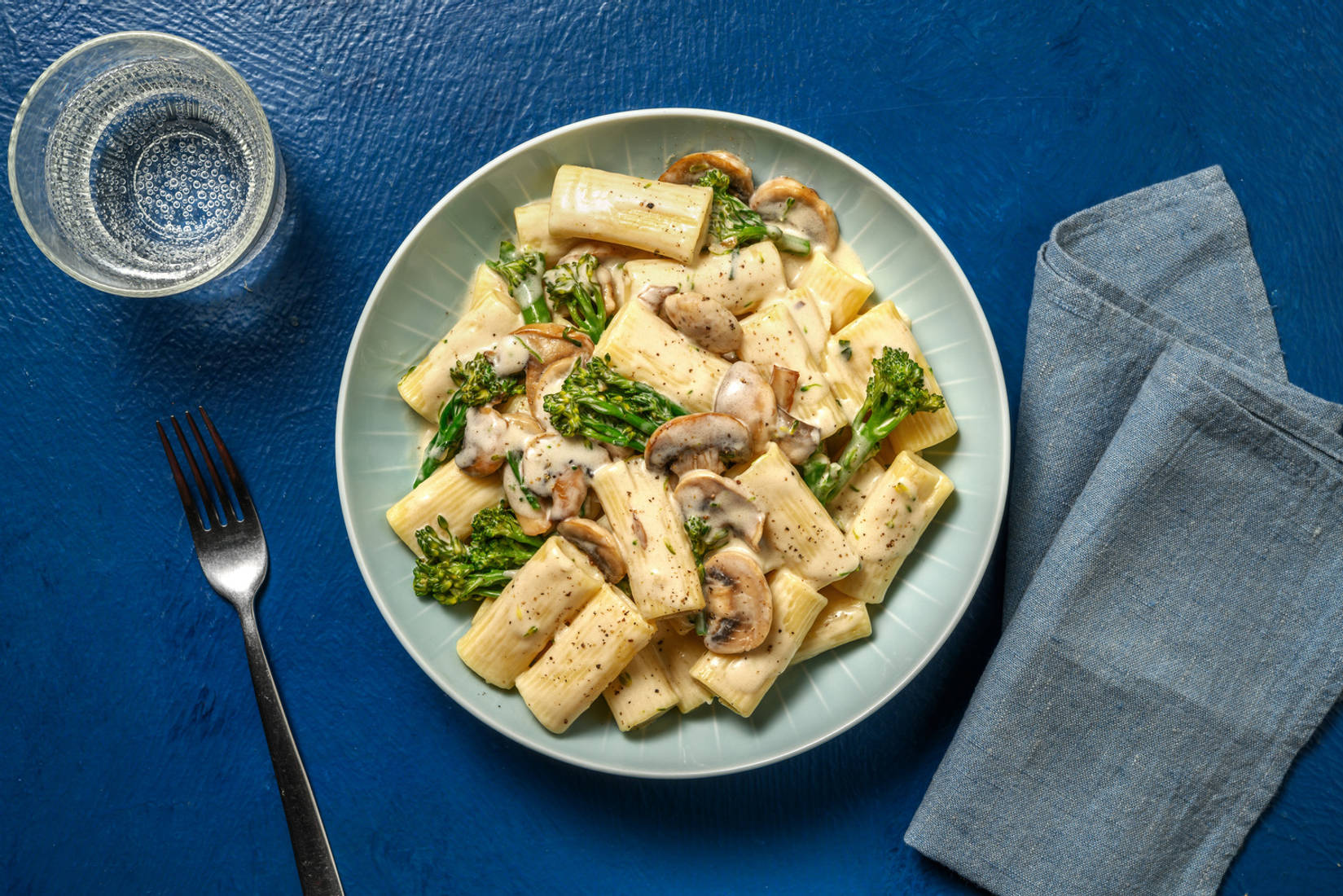 Quick Creamy Truffle Chicken and Mushroom Rigatoni 