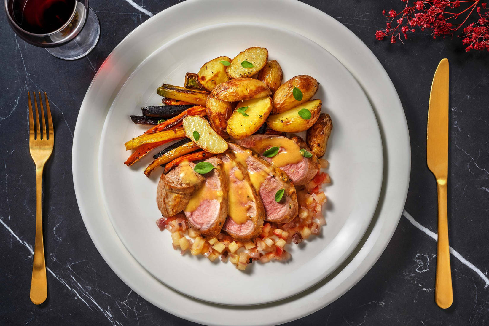 Lonza tenera alla panna, mela e senape 