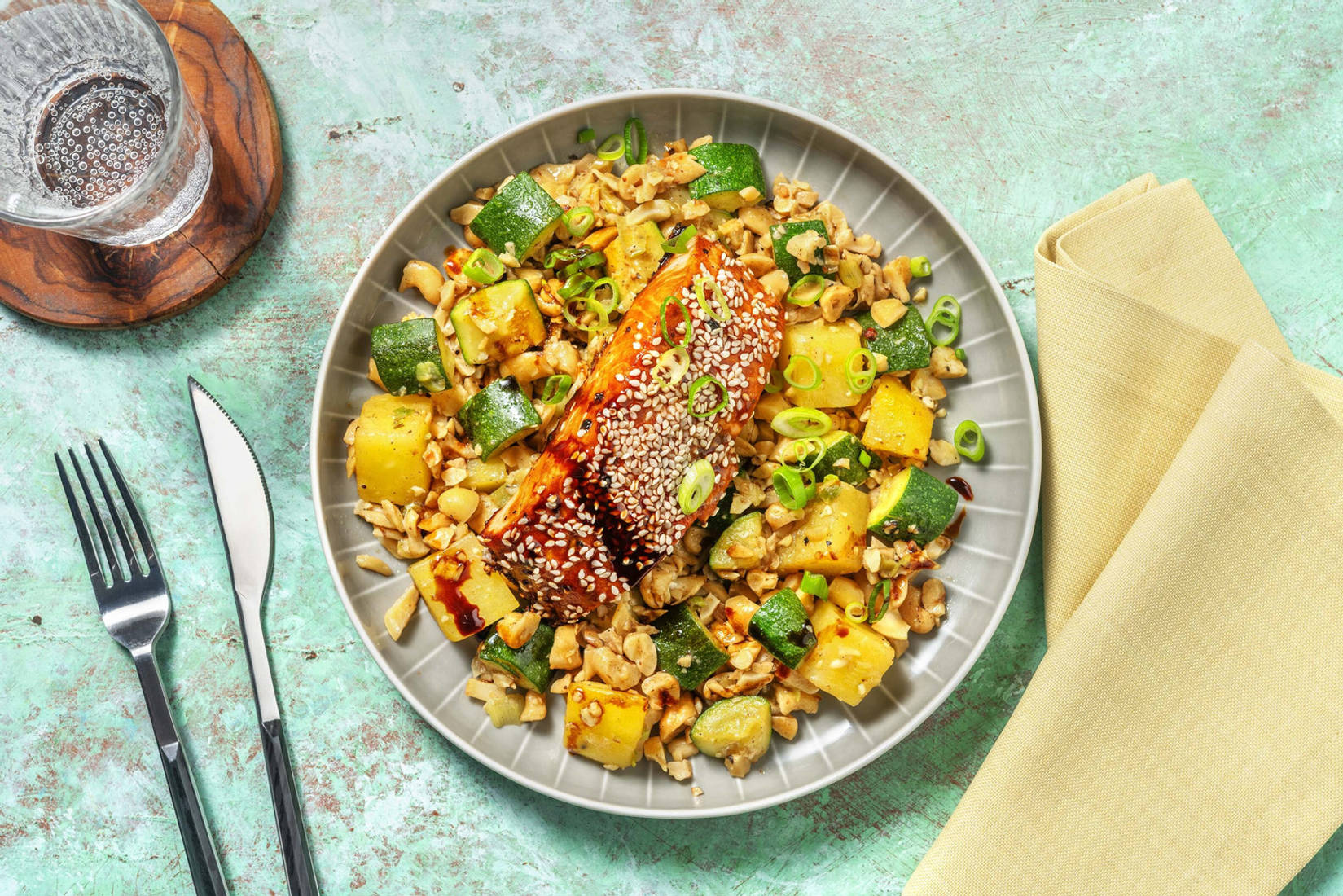 Filetto di trota salmonata ai semi di sesamo