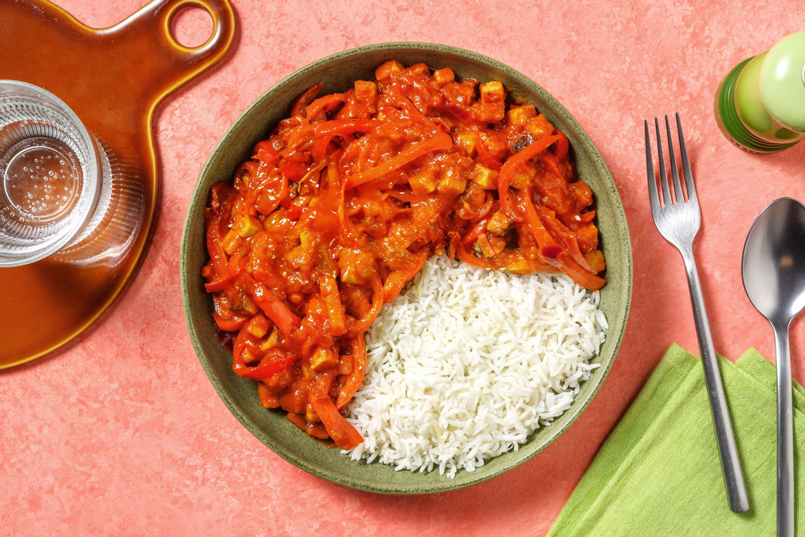 BBQ-Räuchertofu mit Paprikagemüse 