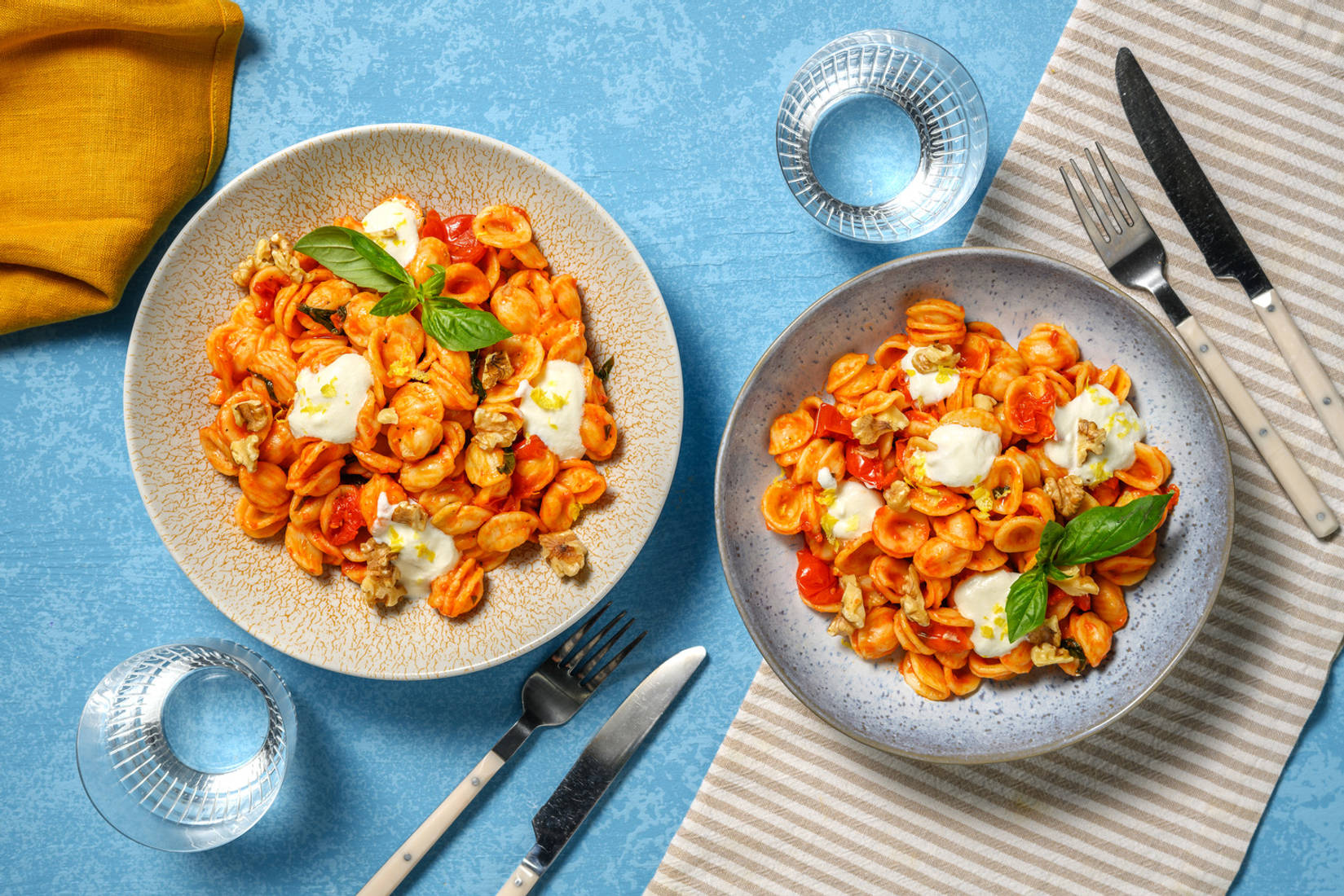 Orecchiette al sugo di pomodorini e basilico
