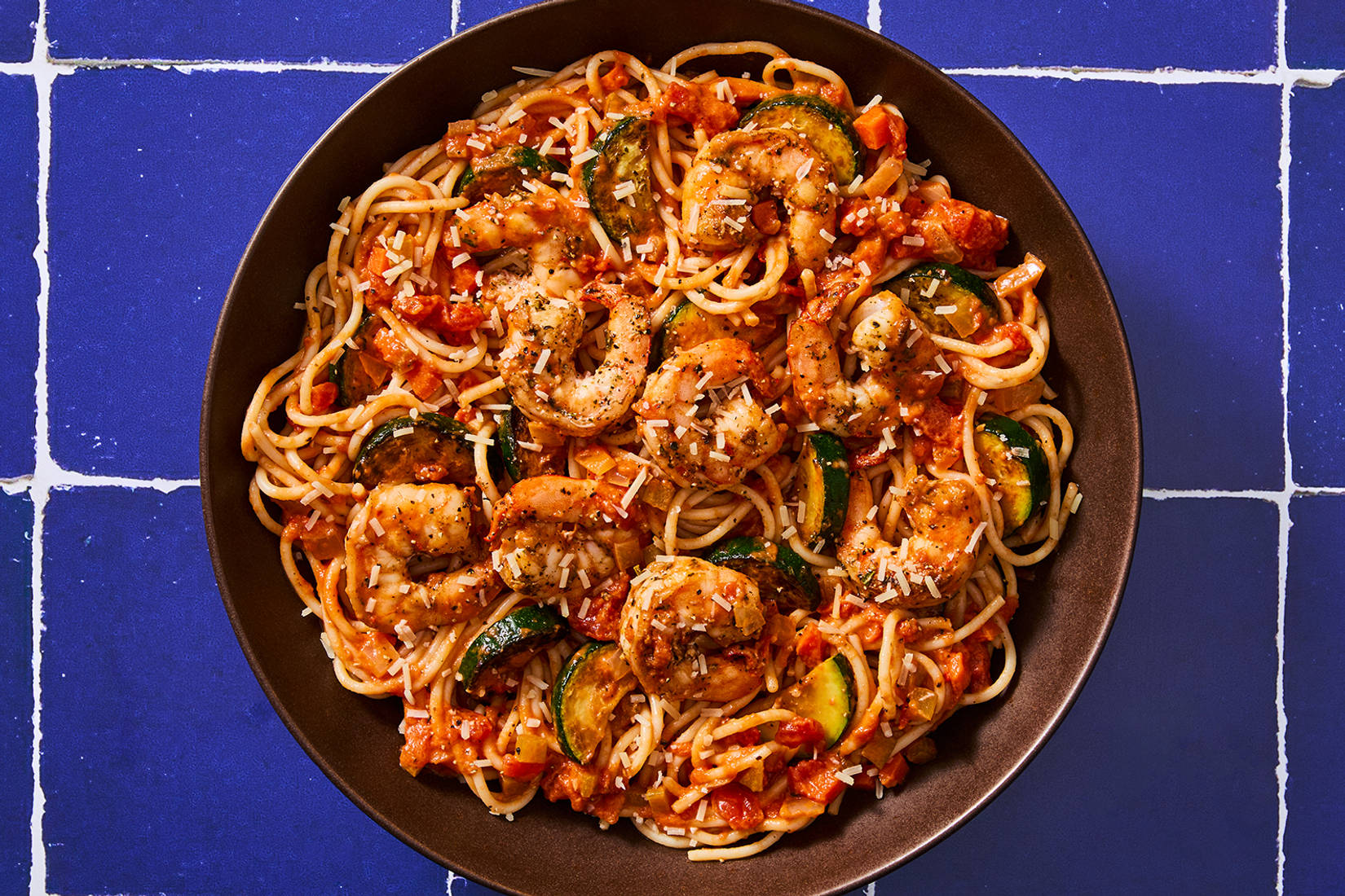 Labo cuisine : Crevettes et linguines en sauce rosée