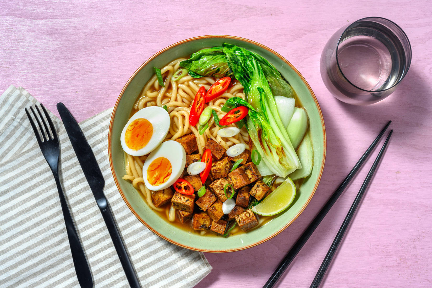 Sopa asiática casera de miso y tofu