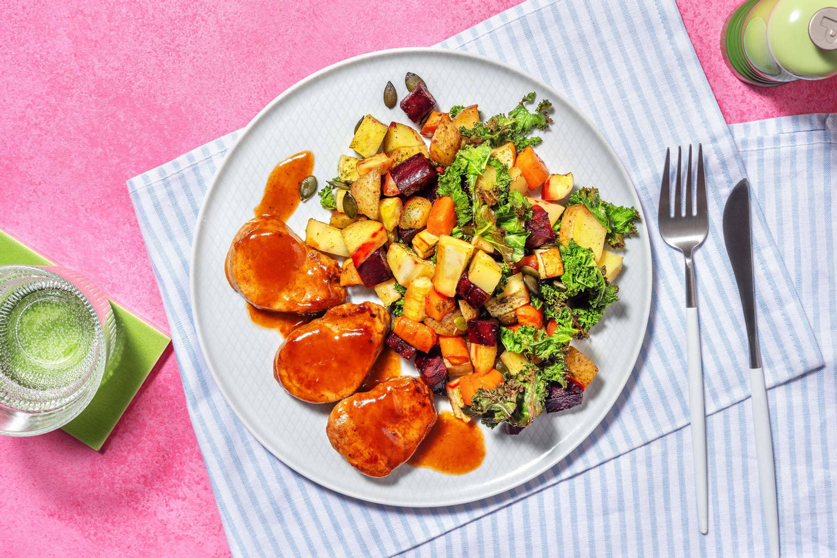 Stekta fläskmedaljonger och BBQ-sås