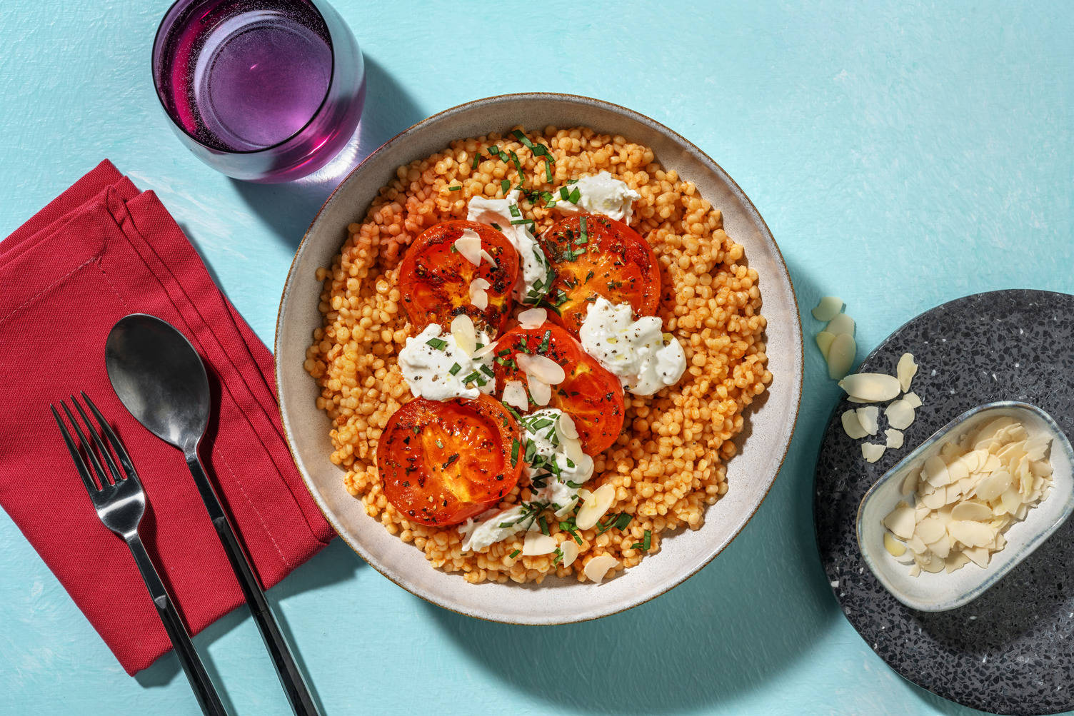 Bowl couscous perlé, tomate grillée & mozza
