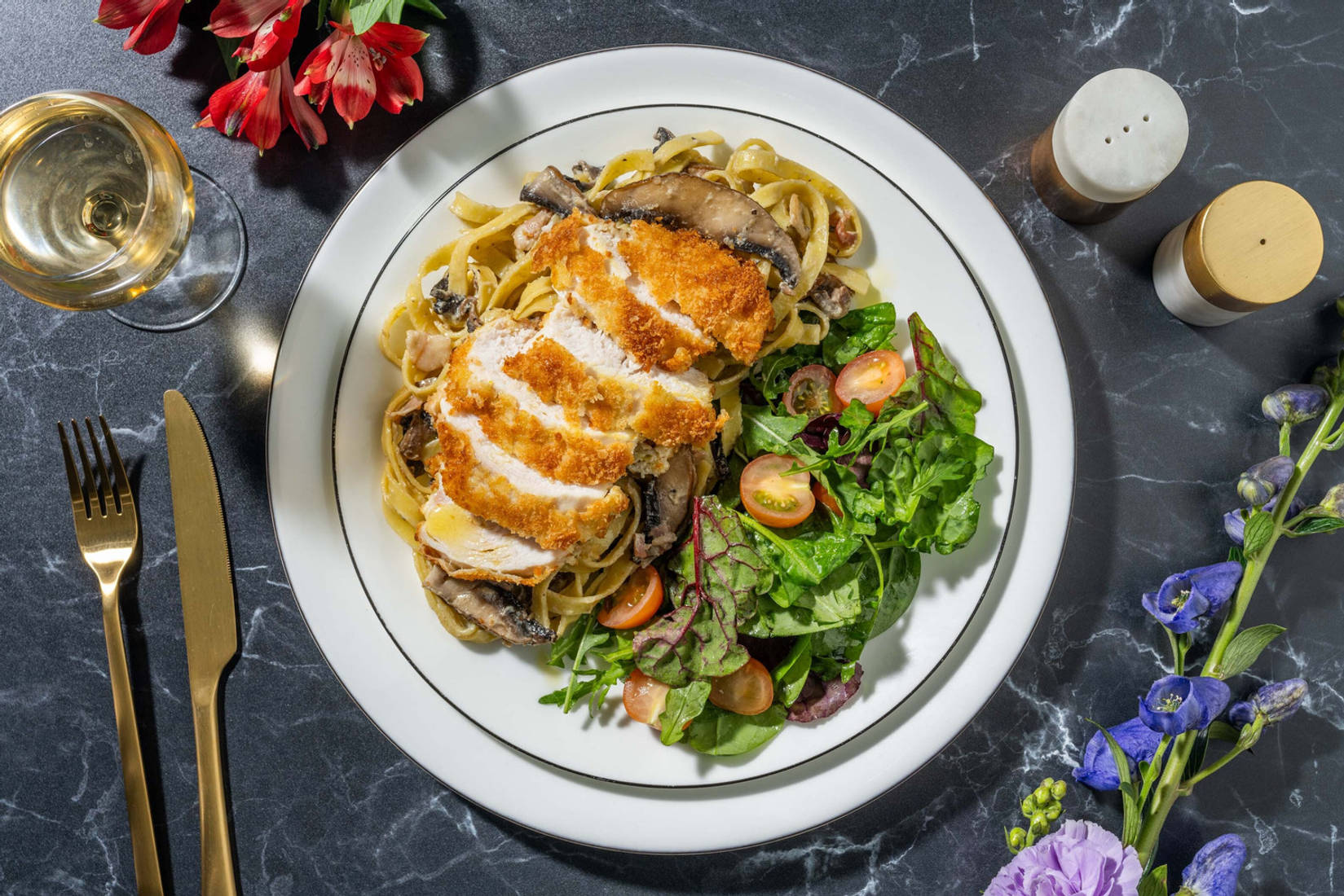 Sprød kylling og trøffel-'carbonara'