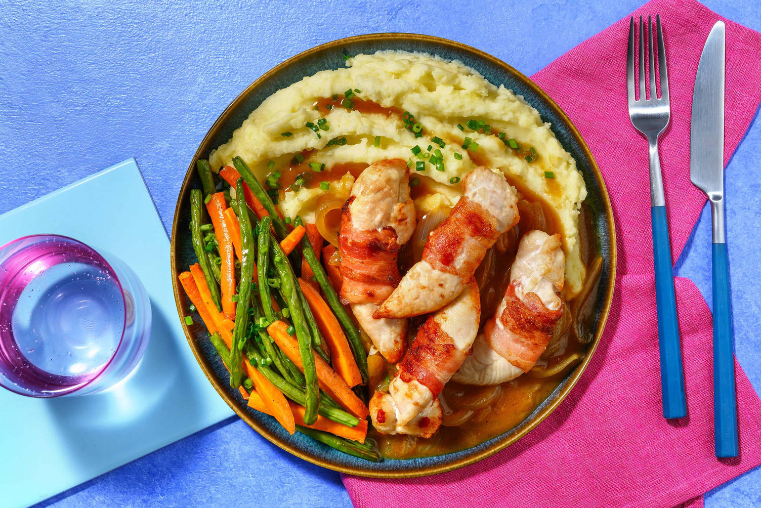 Baconlindad kyckling