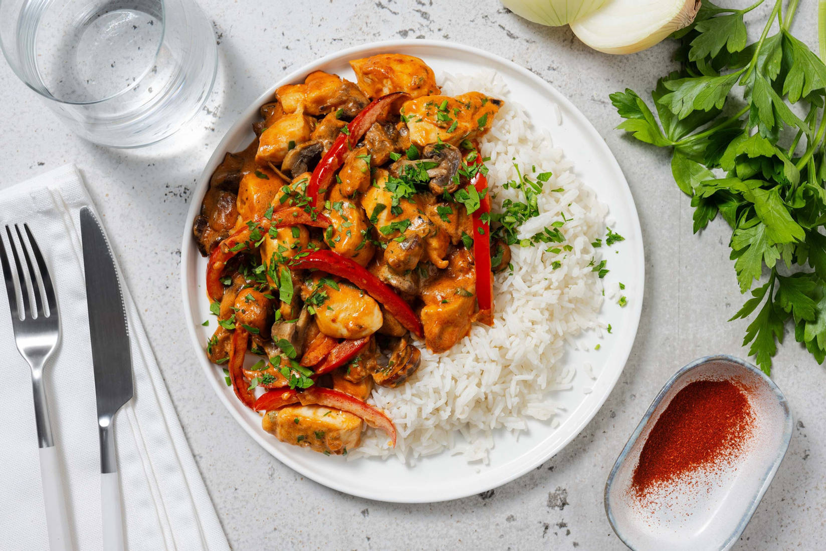 Poulet Stroganoff et riz