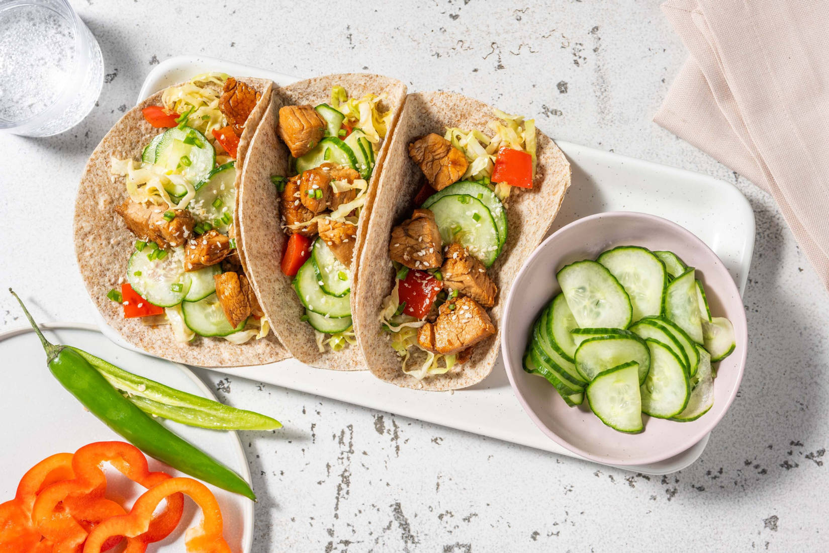 Mini-tortillas aux émincés de filet de porc et gomasio