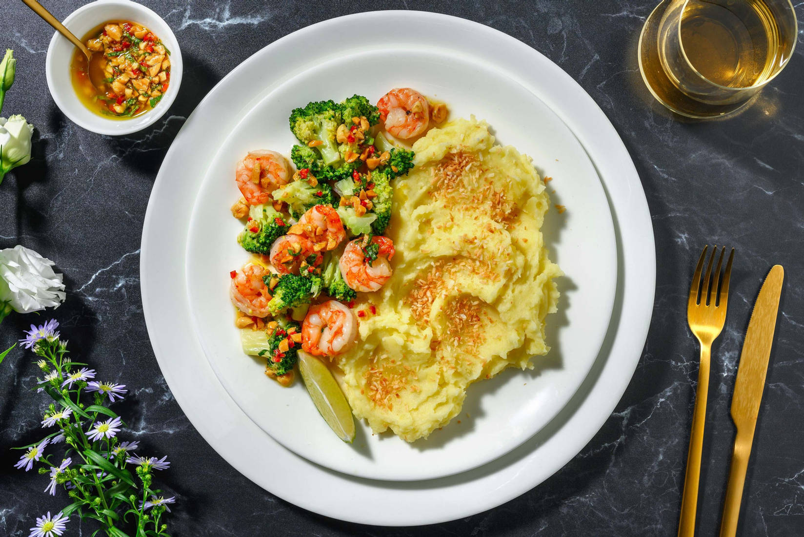 Knoblauch-Garnelen mit Thai-Basilikum-Gremolata