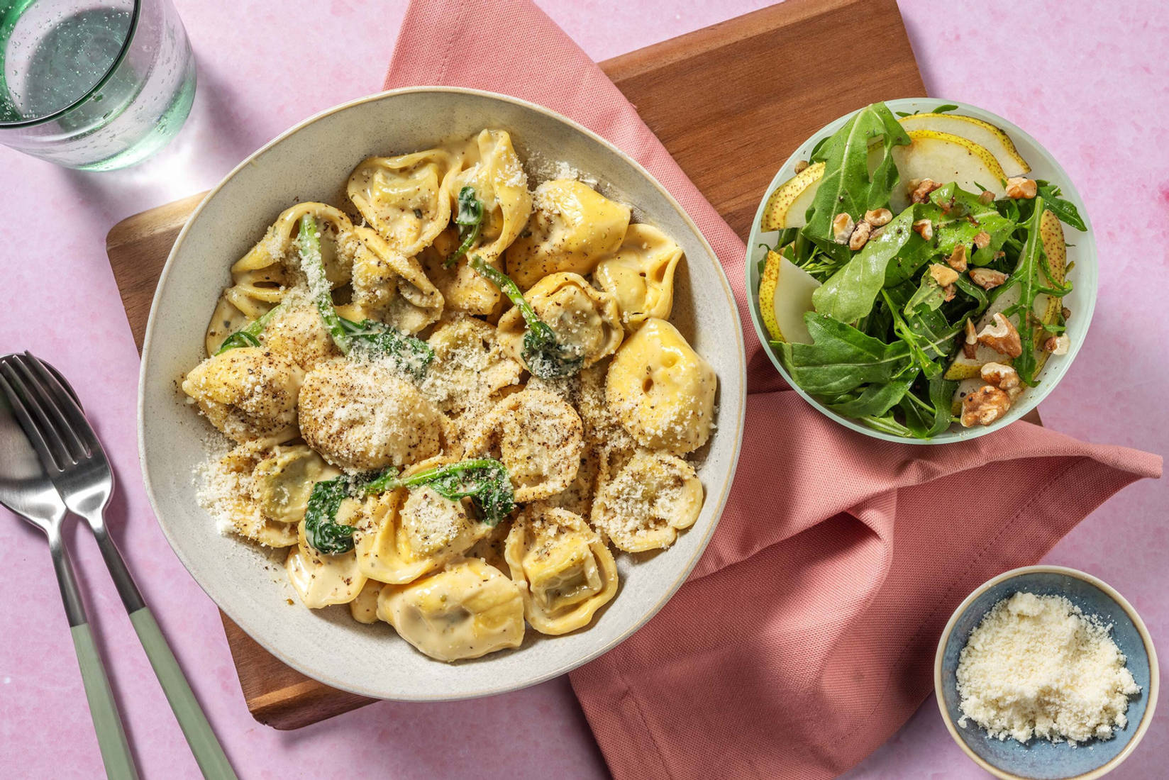 Italiensk ricotta- og spinattortelloni
