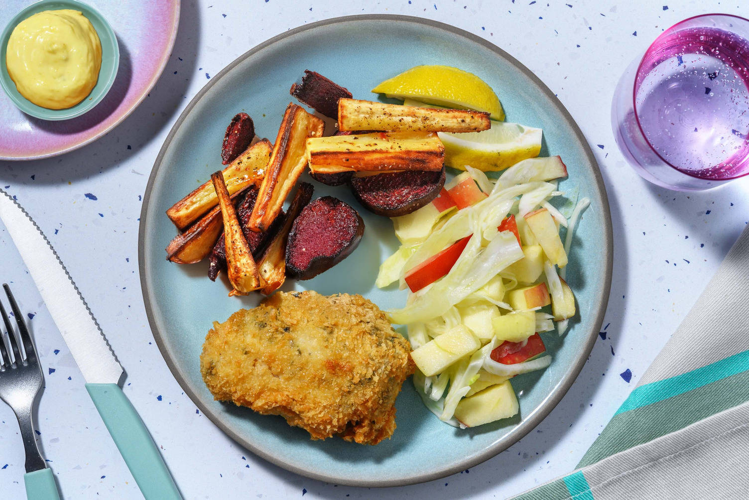 Panerad torsk och rotfruktspommes