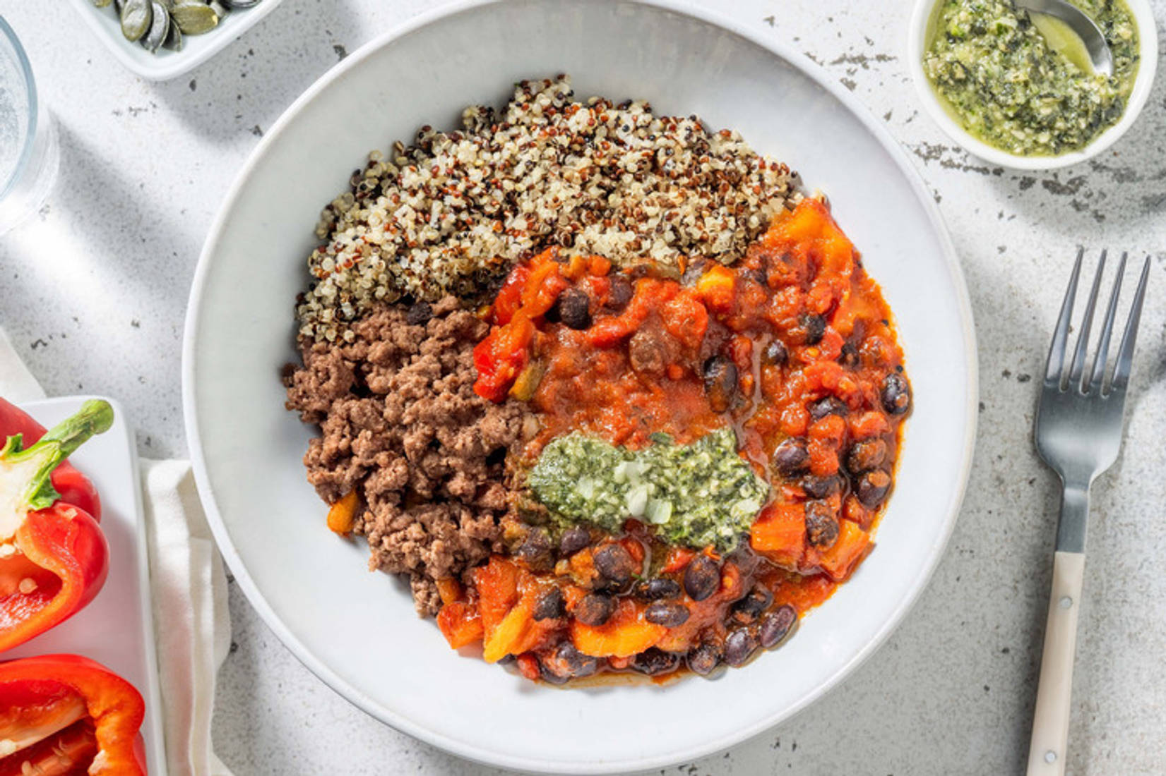 Chili con Sikil Pak! Kürbiskernpesto mit extra Bio-Rinderhack