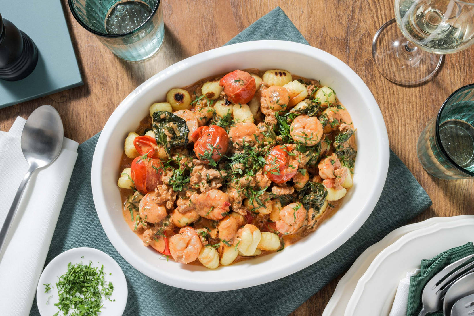 Merguez de bœuf, crevettes et gnocchi poêlés