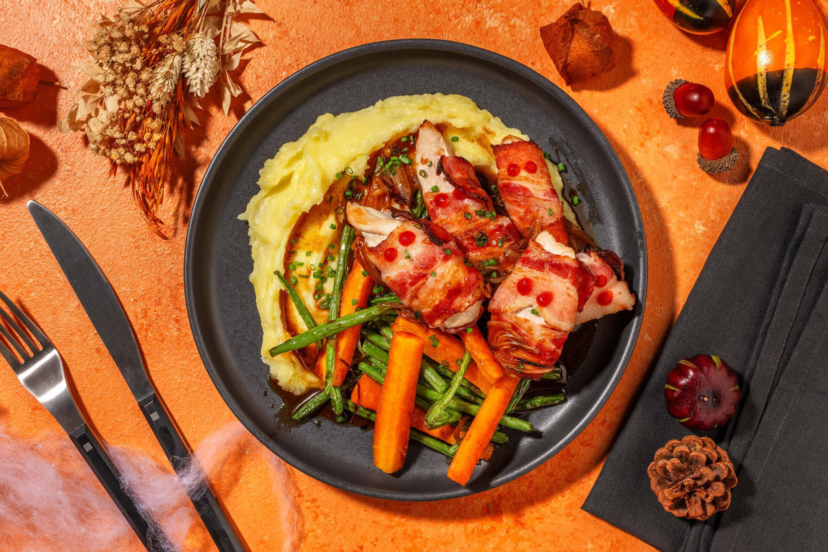 Halloween-mumie baconlindad kyckling