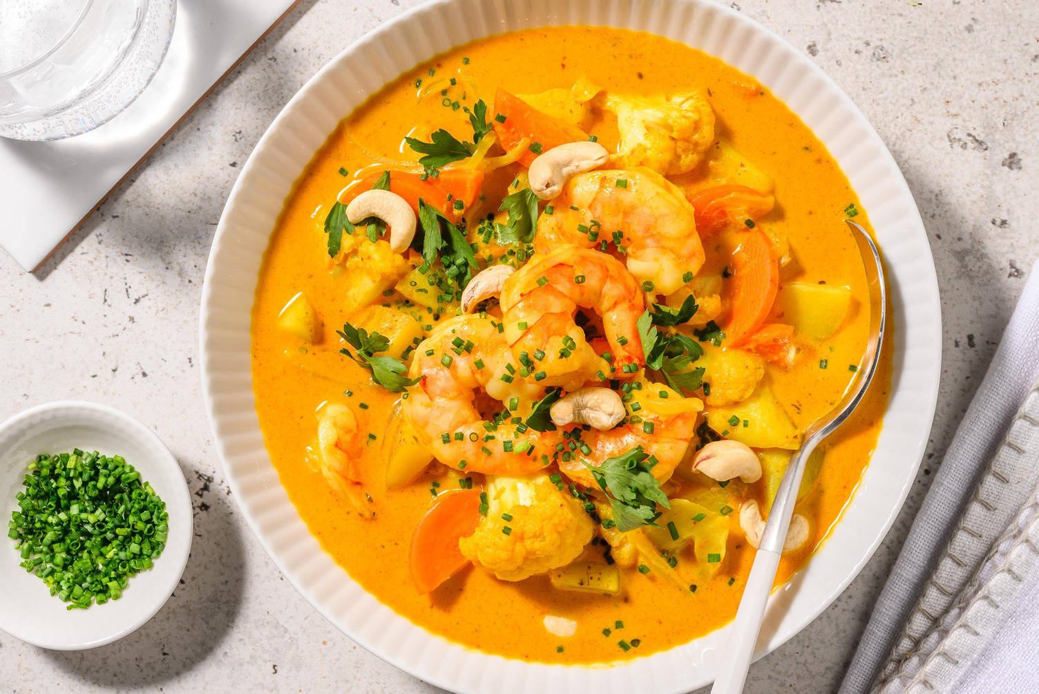 Snabb jamaicansk räk- och kokoscurry