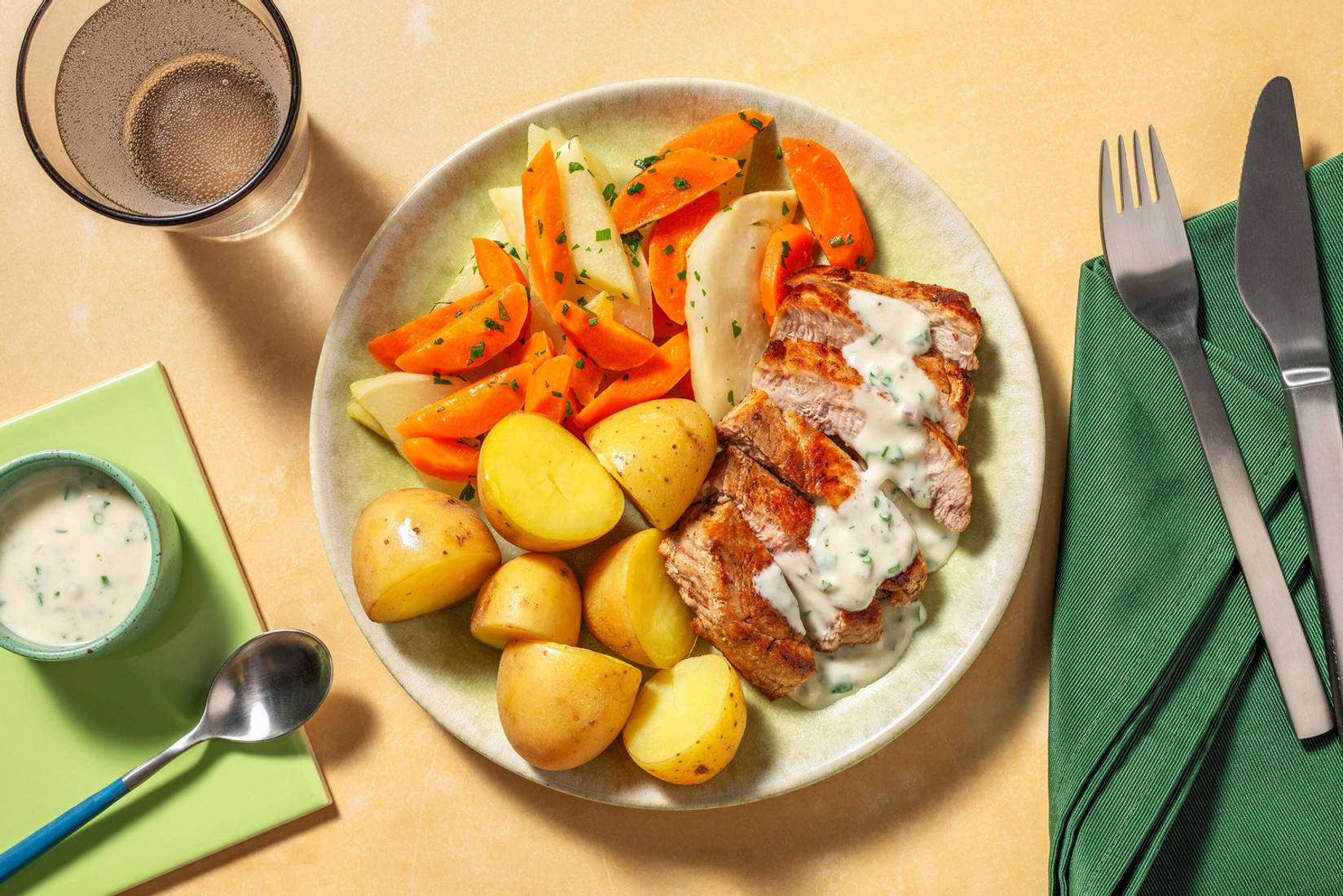 Schweinesteak mit Kohlrabigemüse