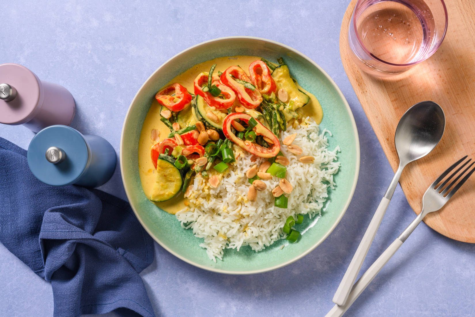 Veganes Erdnusscurry mit Basmatireis