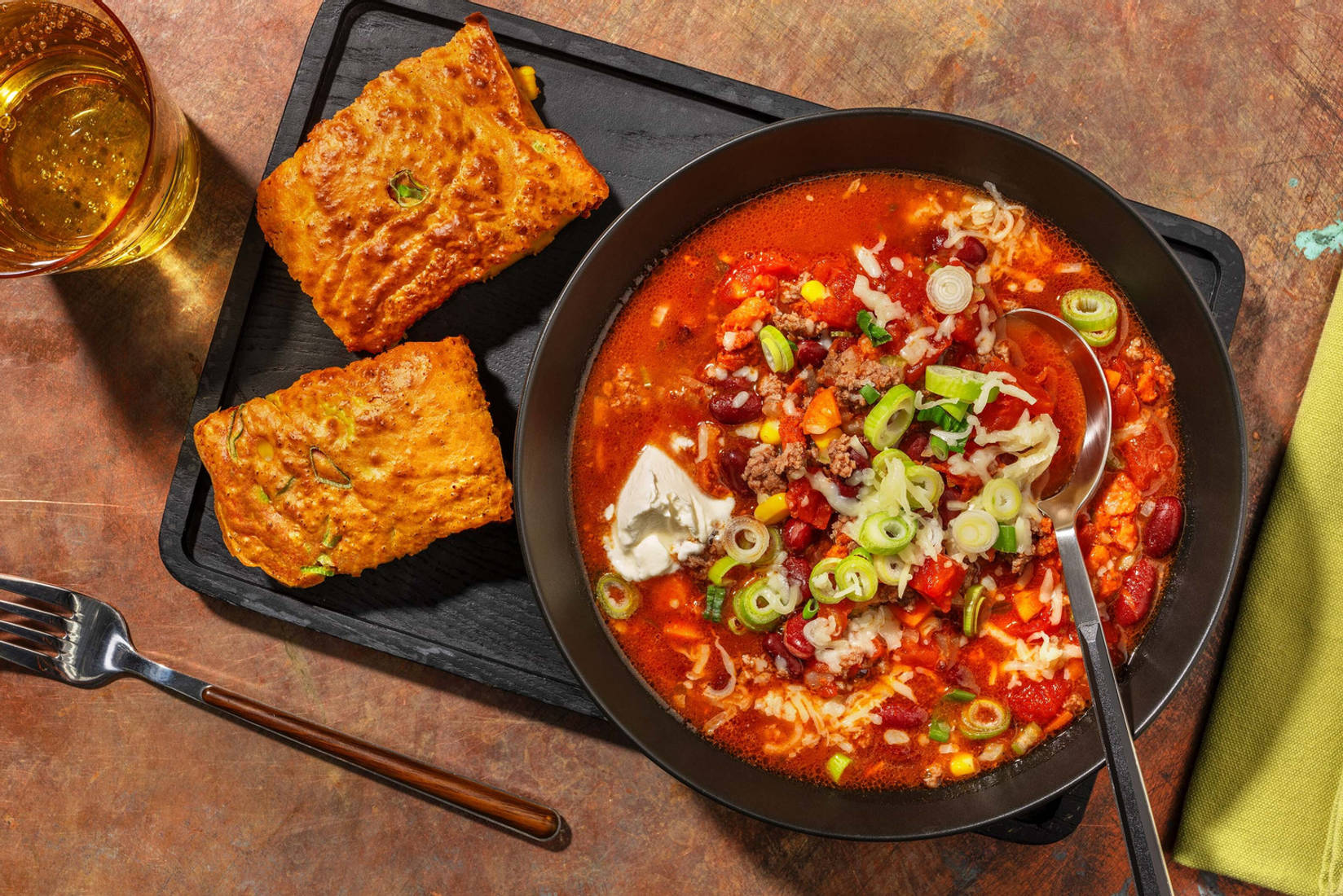 Bols de chili au bœuf et au chorizo